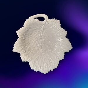 Vintage ~ 1950s ~ Fenton ~ White Milk Glass ~ Leaf Shaped Dish